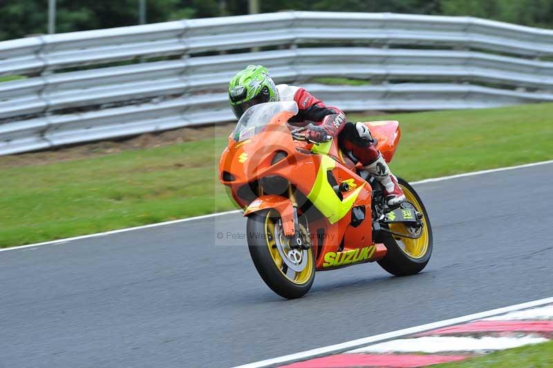 Motorcycle action photographs;Trackday digital images;event digital images;eventdigitalimages;no limits trackday;oulton park;oulton park circuit cheshire;oulton park photographs;peter wileman photography;trackday;trackday photos