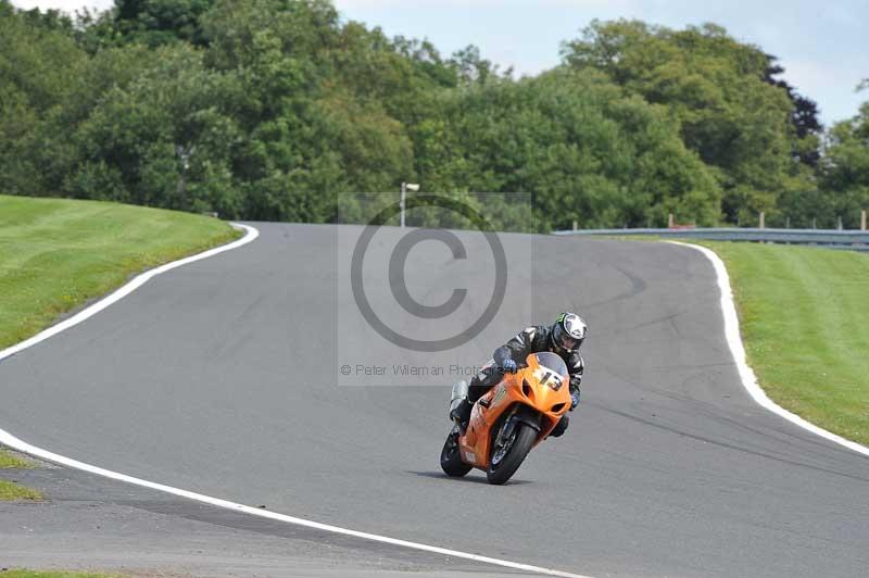 Motorcycle action photographs;Trackday digital images;event digital images;eventdigitalimages;no limits trackday;oulton park;oulton park circuit cheshire;oulton park photographs;peter wileman photography;trackday;trackday photos