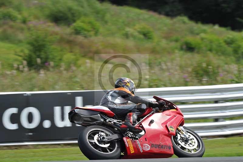 Motorcycle action photographs;Trackday digital images;event digital images;eventdigitalimages;no limits trackday;oulton park;oulton park circuit cheshire;oulton park photographs;peter wileman photography;trackday;trackday photos