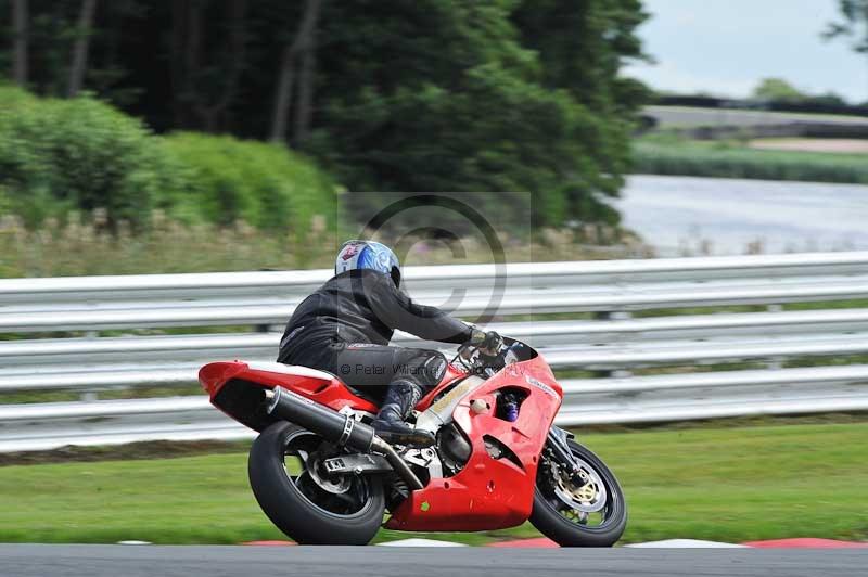 Motorcycle action photographs;Trackday digital images;event digital images;eventdigitalimages;no limits trackday;oulton park;oulton park circuit cheshire;oulton park photographs;peter wileman photography;trackday;trackday photos