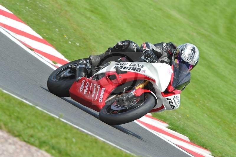 Motorcycle action photographs;Trackday digital images;event digital images;eventdigitalimages;no limits trackday;oulton park;oulton park circuit cheshire;oulton park photographs;peter wileman photography;trackday;trackday photos