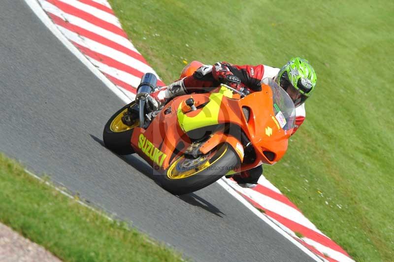 Motorcycle action photographs;Trackday digital images;event digital images;eventdigitalimages;no limits trackday;oulton park;oulton park circuit cheshire;oulton park photographs;peter wileman photography;trackday;trackday photos