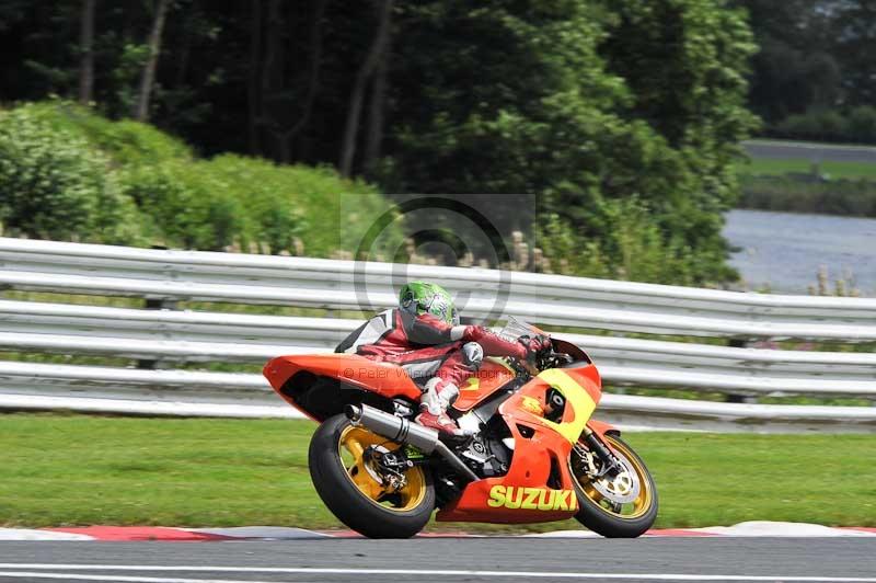 Motorcycle action photographs;Trackday digital images;event digital images;eventdigitalimages;no limits trackday;oulton park;oulton park circuit cheshire;oulton park photographs;peter wileman photography;trackday;trackday photos