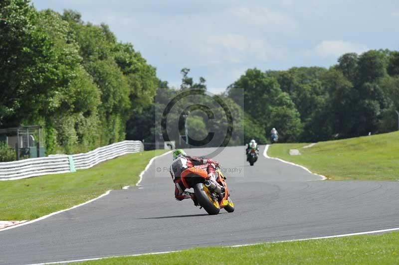 Motorcycle action photographs;Trackday digital images;event digital images;eventdigitalimages;no limits trackday;oulton park;oulton park circuit cheshire;oulton park photographs;peter wileman photography;trackday;trackday photos