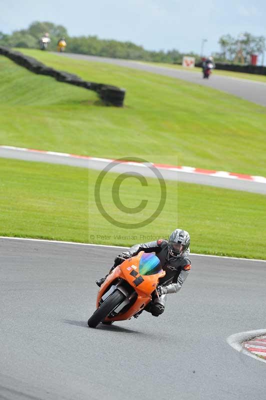 Motorcycle action photographs;Trackday digital images;event digital images;eventdigitalimages;no limits trackday;oulton park;oulton park circuit cheshire;oulton park photographs;peter wileman photography;trackday;trackday photos