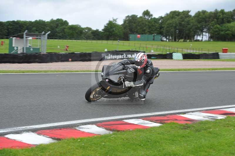 Motorcycle action photographs;Trackday digital images;event digital images;eventdigitalimages;no limits trackday;oulton park;oulton park circuit cheshire;oulton park photographs;peter wileman photography;trackday;trackday photos