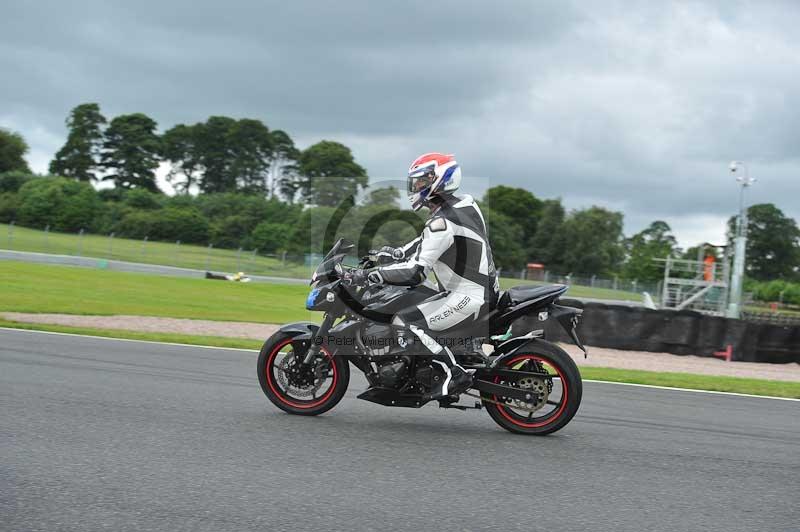 Motorcycle action photographs;Trackday digital images;event digital images;eventdigitalimages;no limits trackday;oulton park;oulton park circuit cheshire;oulton park photographs;peter wileman photography;trackday;trackday photos