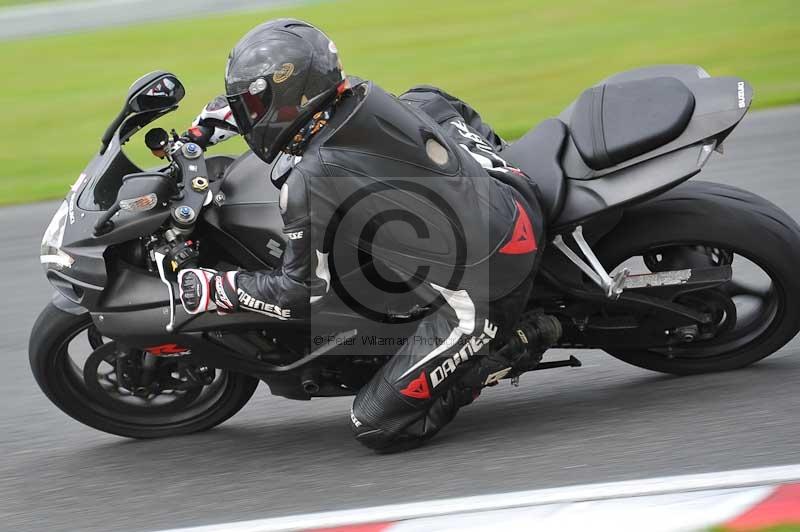 Motorcycle action photographs;Trackday digital images;event digital images;eventdigitalimages;no limits trackday;oulton park;oulton park circuit cheshire;oulton park photographs;peter wileman photography;trackday;trackday photos