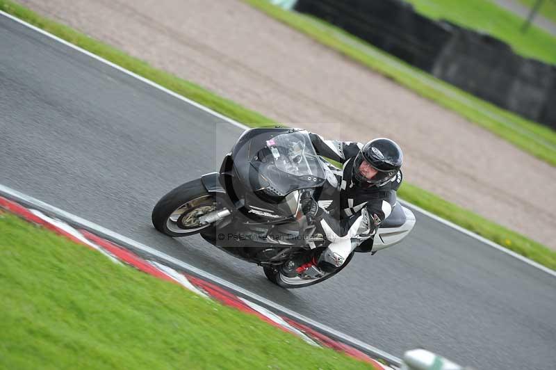 Motorcycle action photographs;Trackday digital images;event digital images;eventdigitalimages;no limits trackday;oulton park;oulton park circuit cheshire;oulton park photographs;peter wileman photography;trackday;trackday photos