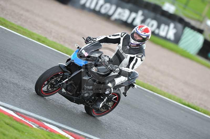 Motorcycle action photographs;Trackday digital images;event digital images;eventdigitalimages;no limits trackday;oulton park;oulton park circuit cheshire;oulton park photographs;peter wileman photography;trackday;trackday photos