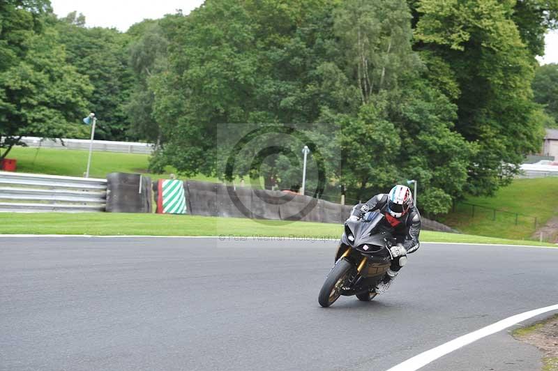 Motorcycle action photographs;Trackday digital images;event digital images;eventdigitalimages;no limits trackday;oulton park;oulton park circuit cheshire;oulton park photographs;peter wileman photography;trackday;trackday photos