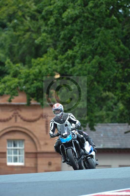 Motorcycle action photographs;Trackday digital images;event digital images;eventdigitalimages;no limits trackday;oulton park;oulton park circuit cheshire;oulton park photographs;peter wileman photography;trackday;trackday photos