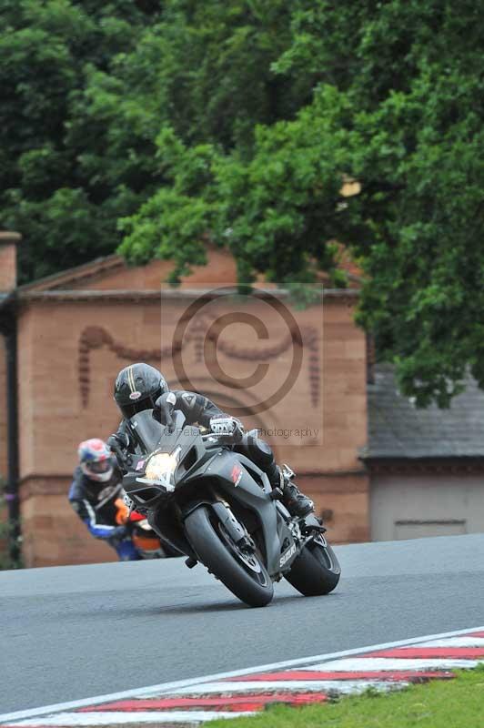 Motorcycle action photographs;Trackday digital images;event digital images;eventdigitalimages;no limits trackday;oulton park;oulton park circuit cheshire;oulton park photographs;peter wileman photography;trackday;trackday photos