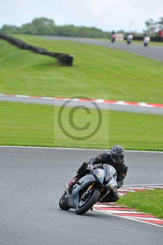 Motorcycle action photographs;Trackday digital images;event digital images;eventdigitalimages;no limits trackday;oulton park;oulton park circuit cheshire;oulton park photographs;peter wileman photography;trackday;trackday photos