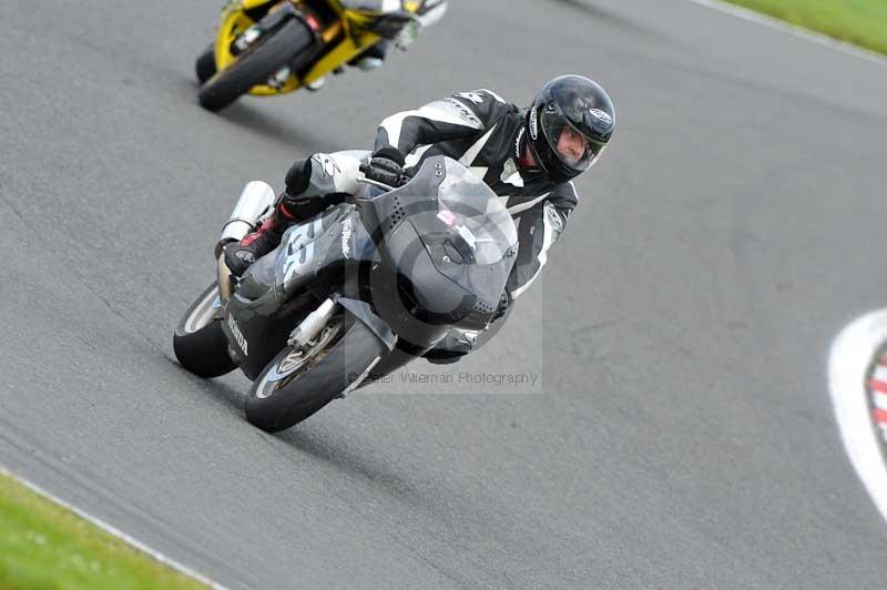 Motorcycle action photographs;Trackday digital images;event digital images;eventdigitalimages;no limits trackday;oulton park;oulton park circuit cheshire;oulton park photographs;peter wileman photography;trackday;trackday photos