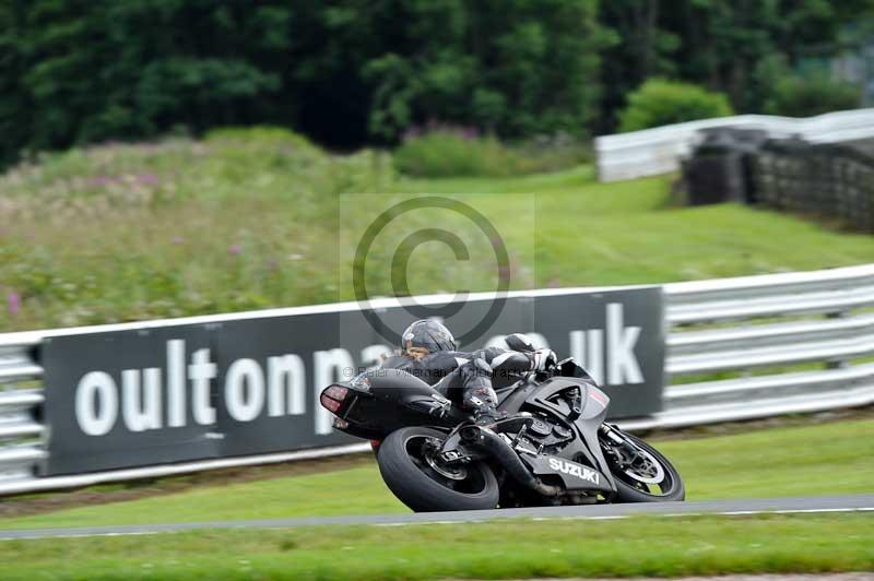 Motorcycle action photographs;Trackday digital images;event digital images;eventdigitalimages;no limits trackday;oulton park;oulton park circuit cheshire;oulton park photographs;peter wileman photography;trackday;trackday photos