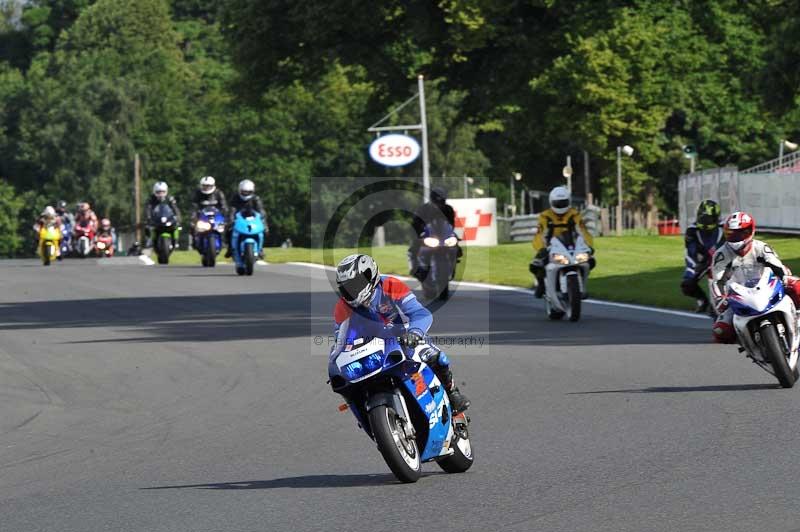 Motorcycle action photographs;Trackday digital images;event digital images;eventdigitalimages;no limits trackday;oulton park;oulton park circuit cheshire;oulton park photographs;peter wileman photography;trackday;trackday photos