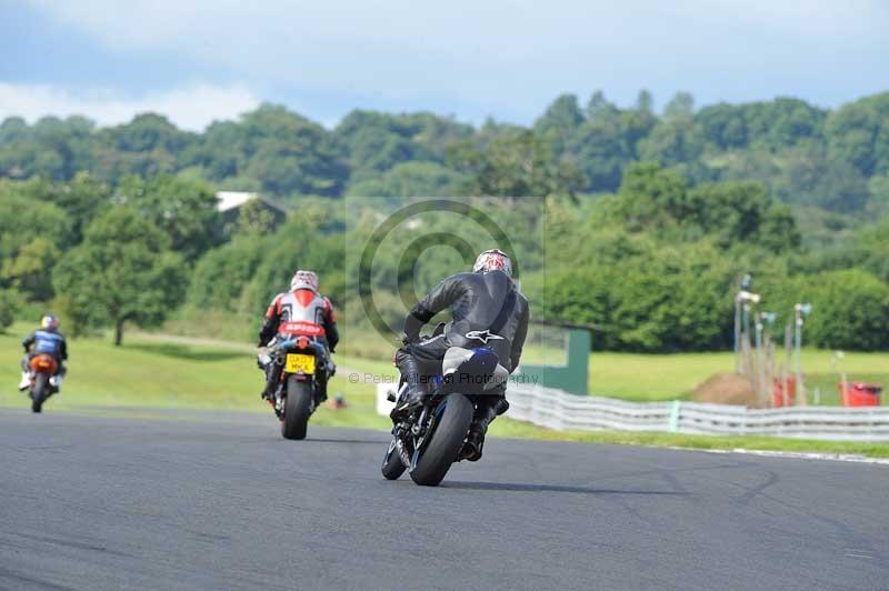 Motorcycle action photographs;Trackday digital images;event digital images;eventdigitalimages;no limits trackday;oulton park;oulton park circuit cheshire;oulton park photographs;peter wileman photography;trackday;trackday photos