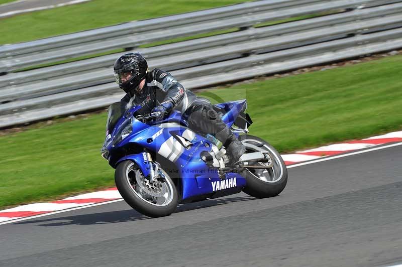 Motorcycle action photographs;Trackday digital images;event digital images;eventdigitalimages;no limits trackday;oulton park;oulton park circuit cheshire;oulton park photographs;peter wileman photography;trackday;trackday photos