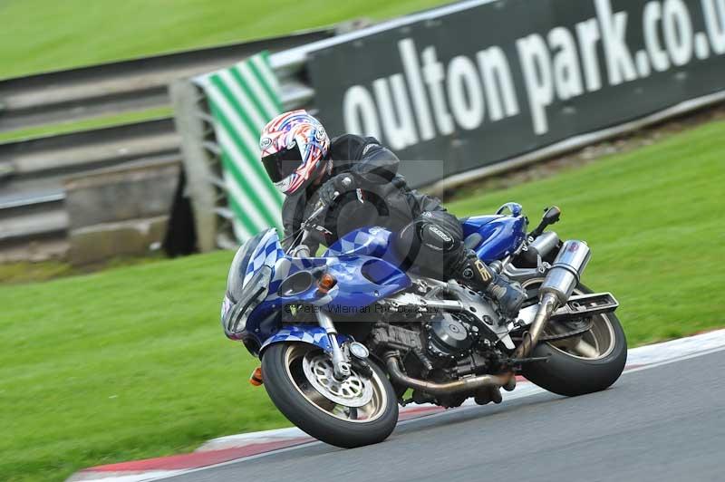 Motorcycle action photographs;Trackday digital images;event digital images;eventdigitalimages;no limits trackday;oulton park;oulton park circuit cheshire;oulton park photographs;peter wileman photography;trackday;trackday photos