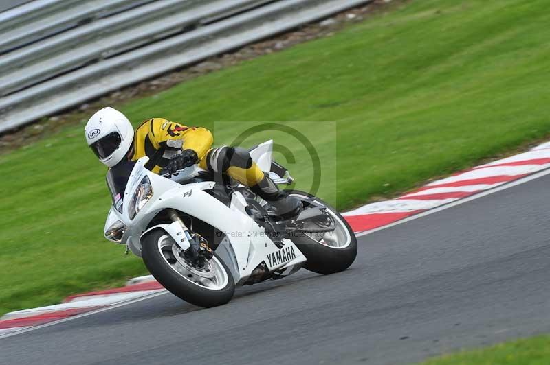 Motorcycle action photographs;Trackday digital images;event digital images;eventdigitalimages;no limits trackday;oulton park;oulton park circuit cheshire;oulton park photographs;peter wileman photography;trackday;trackday photos