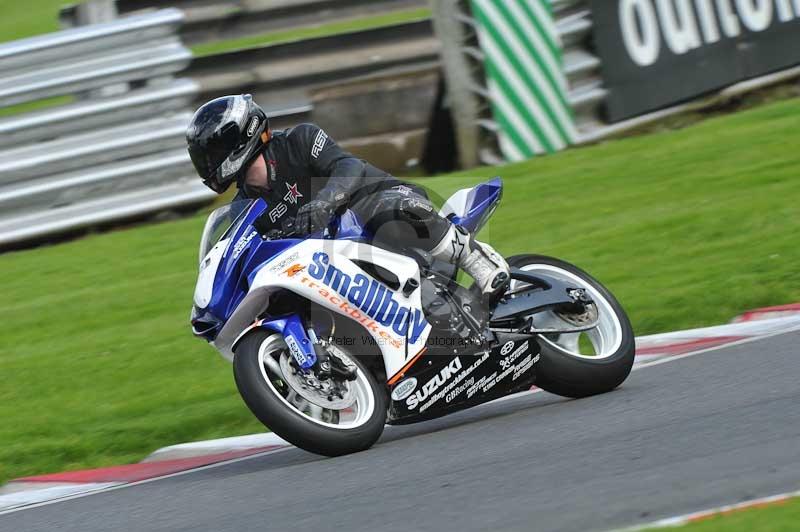 Motorcycle action photographs;Trackday digital images;event digital images;eventdigitalimages;no limits trackday;oulton park;oulton park circuit cheshire;oulton park photographs;peter wileman photography;trackday;trackday photos