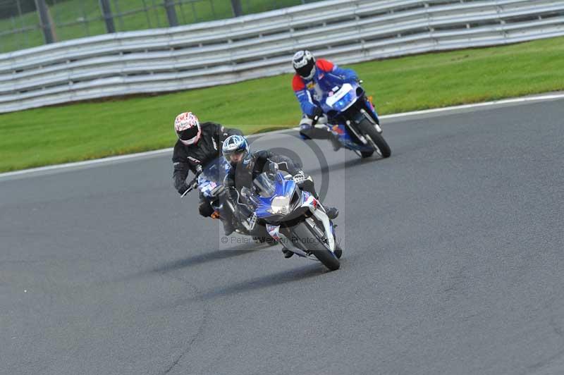 Motorcycle action photographs;Trackday digital images;event digital images;eventdigitalimages;no limits trackday;oulton park;oulton park circuit cheshire;oulton park photographs;peter wileman photography;trackday;trackday photos