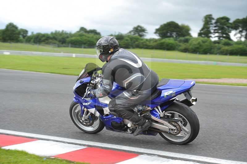 Motorcycle action photographs;Trackday digital images;event digital images;eventdigitalimages;no limits trackday;oulton park;oulton park circuit cheshire;oulton park photographs;peter wileman photography;trackday;trackday photos