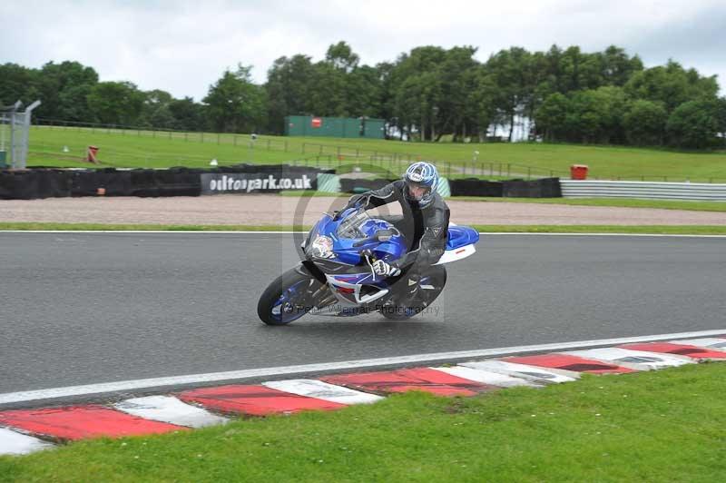 Motorcycle action photographs;Trackday digital images;event digital images;eventdigitalimages;no limits trackday;oulton park;oulton park circuit cheshire;oulton park photographs;peter wileman photography;trackday;trackday photos