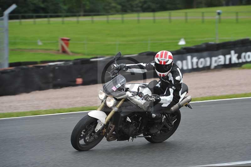 Motorcycle action photographs;Trackday digital images;event digital images;eventdigitalimages;no limits trackday;oulton park;oulton park circuit cheshire;oulton park photographs;peter wileman photography;trackday;trackday photos