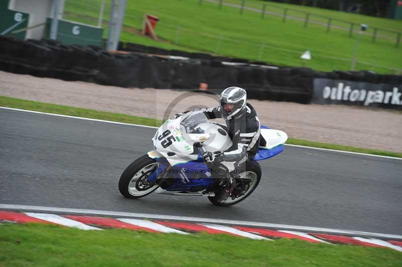 Motorcycle action photographs;Trackday digital images;event digital images;eventdigitalimages;no limits trackday;oulton park;oulton park circuit cheshire;oulton park photographs;peter wileman photography;trackday;trackday photos