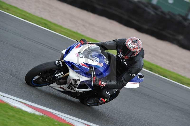 Motorcycle action photographs;Trackday digital images;event digital images;eventdigitalimages;no limits trackday;oulton park;oulton park circuit cheshire;oulton park photographs;peter wileman photography;trackday;trackday photos