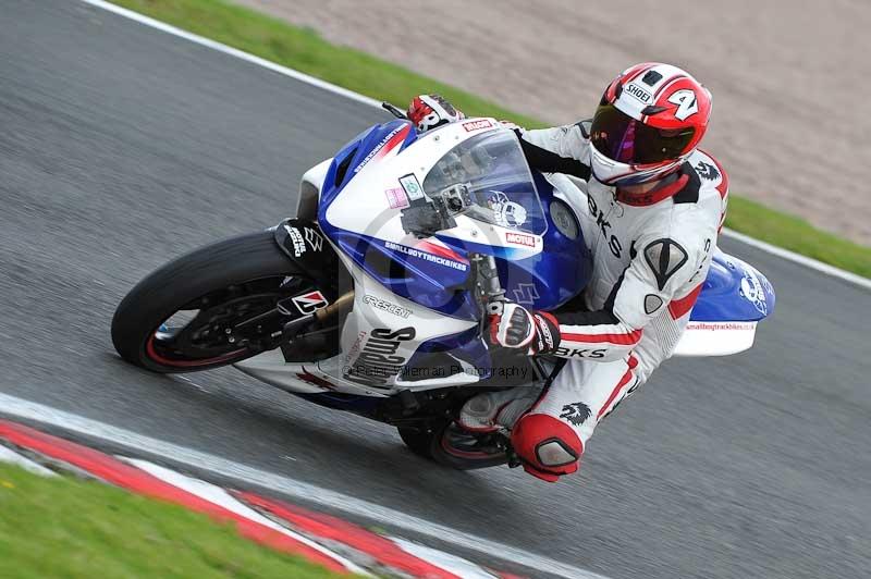 Motorcycle action photographs;Trackday digital images;event digital images;eventdigitalimages;no limits trackday;oulton park;oulton park circuit cheshire;oulton park photographs;peter wileman photography;trackday;trackday photos