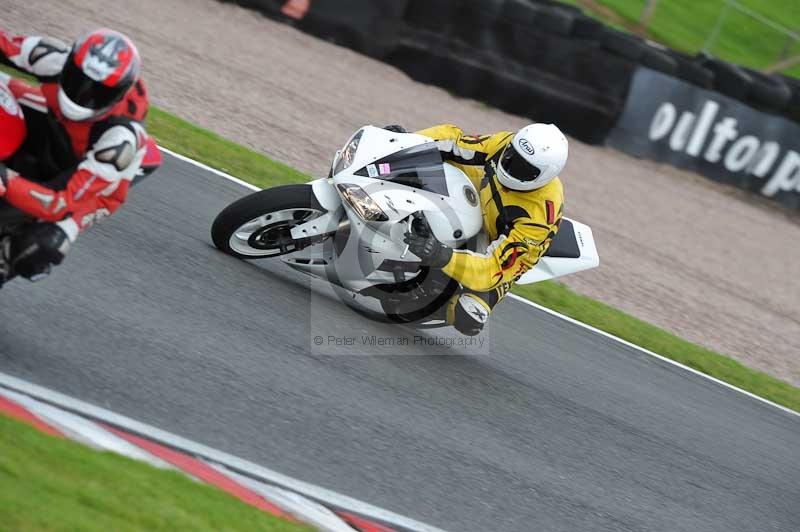 Motorcycle action photographs;Trackday digital images;event digital images;eventdigitalimages;no limits trackday;oulton park;oulton park circuit cheshire;oulton park photographs;peter wileman photography;trackday;trackday photos