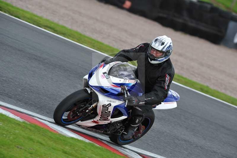 Motorcycle action photographs;Trackday digital images;event digital images;eventdigitalimages;no limits trackday;oulton park;oulton park circuit cheshire;oulton park photographs;peter wileman photography;trackday;trackday photos