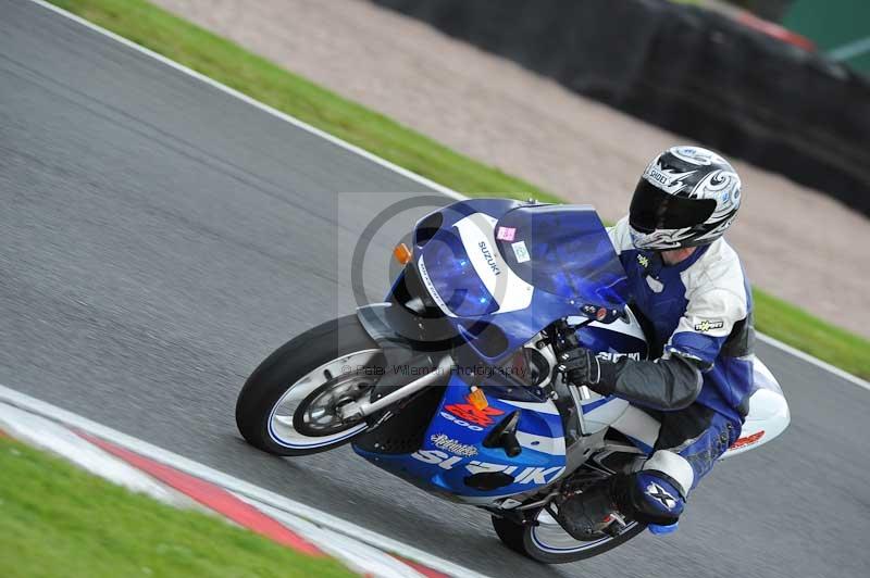 Motorcycle action photographs;Trackday digital images;event digital images;eventdigitalimages;no limits trackday;oulton park;oulton park circuit cheshire;oulton park photographs;peter wileman photography;trackday;trackday photos