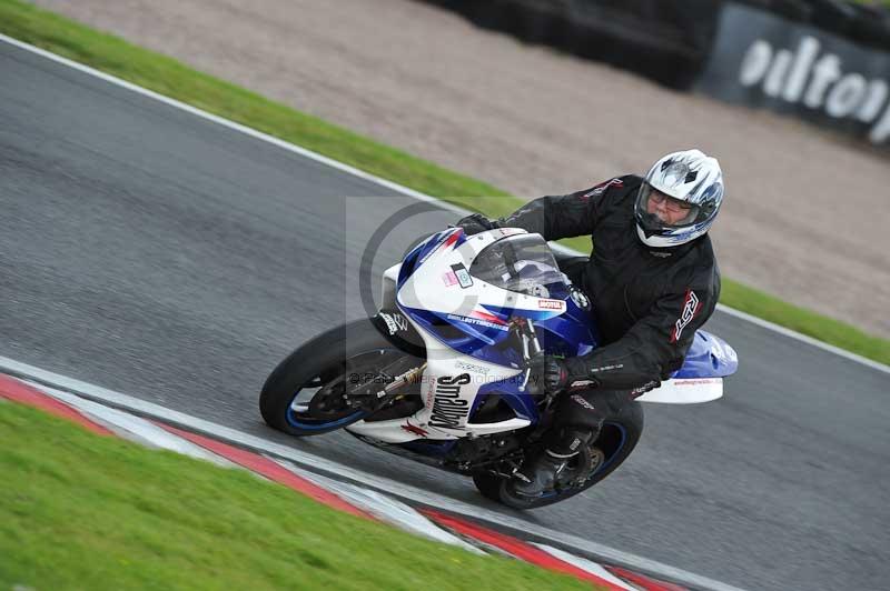 Motorcycle action photographs;Trackday digital images;event digital images;eventdigitalimages;no limits trackday;oulton park;oulton park circuit cheshire;oulton park photographs;peter wileman photography;trackday;trackday photos