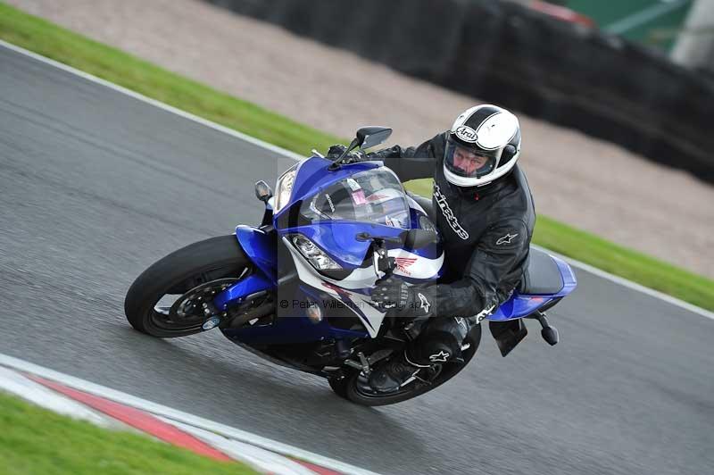 Motorcycle action photographs;Trackday digital images;event digital images;eventdigitalimages;no limits trackday;oulton park;oulton park circuit cheshire;oulton park photographs;peter wileman photography;trackday;trackday photos