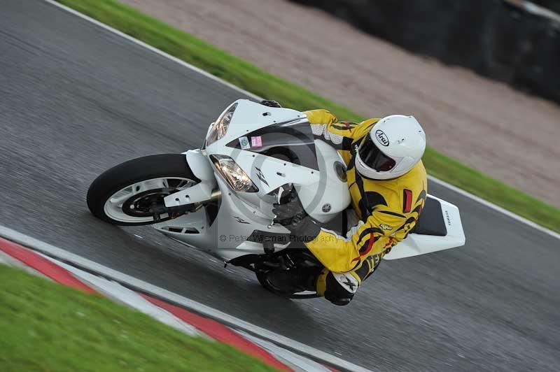 Motorcycle action photographs;Trackday digital images;event digital images;eventdigitalimages;no limits trackday;oulton park;oulton park circuit cheshire;oulton park photographs;peter wileman photography;trackday;trackday photos