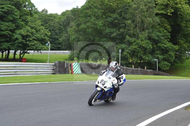 Motorcycle action photographs;Trackday digital images;event digital images;eventdigitalimages;no limits trackday;oulton park;oulton park circuit cheshire;oulton park photographs;peter wileman photography;trackday;trackday photos