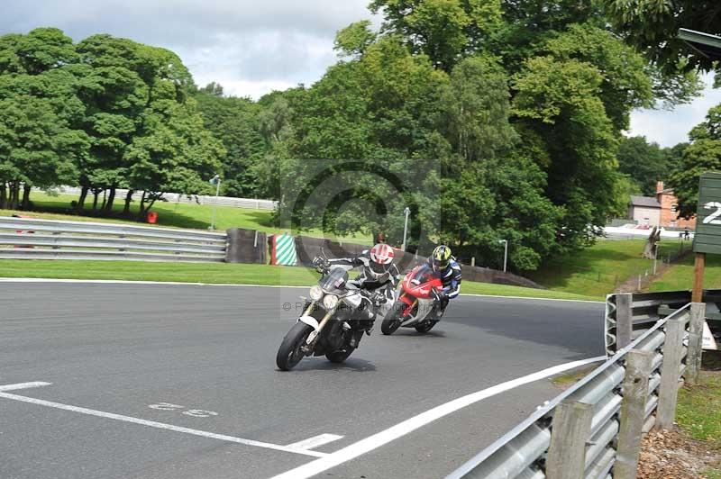 Motorcycle action photographs;Trackday digital images;event digital images;eventdigitalimages;no limits trackday;oulton park;oulton park circuit cheshire;oulton park photographs;peter wileman photography;trackday;trackday photos