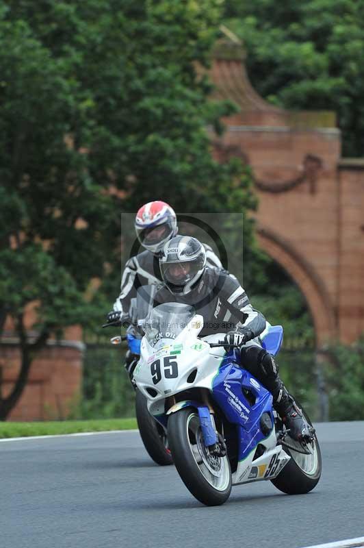 Motorcycle action photographs;Trackday digital images;event digital images;eventdigitalimages;no limits trackday;oulton park;oulton park circuit cheshire;oulton park photographs;peter wileman photography;trackday;trackday photos