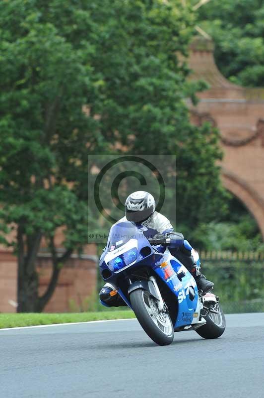 Motorcycle action photographs;Trackday digital images;event digital images;eventdigitalimages;no limits trackday;oulton park;oulton park circuit cheshire;oulton park photographs;peter wileman photography;trackday;trackday photos