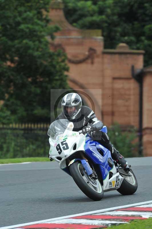 Motorcycle action photographs;Trackday digital images;event digital images;eventdigitalimages;no limits trackday;oulton park;oulton park circuit cheshire;oulton park photographs;peter wileman photography;trackday;trackday photos