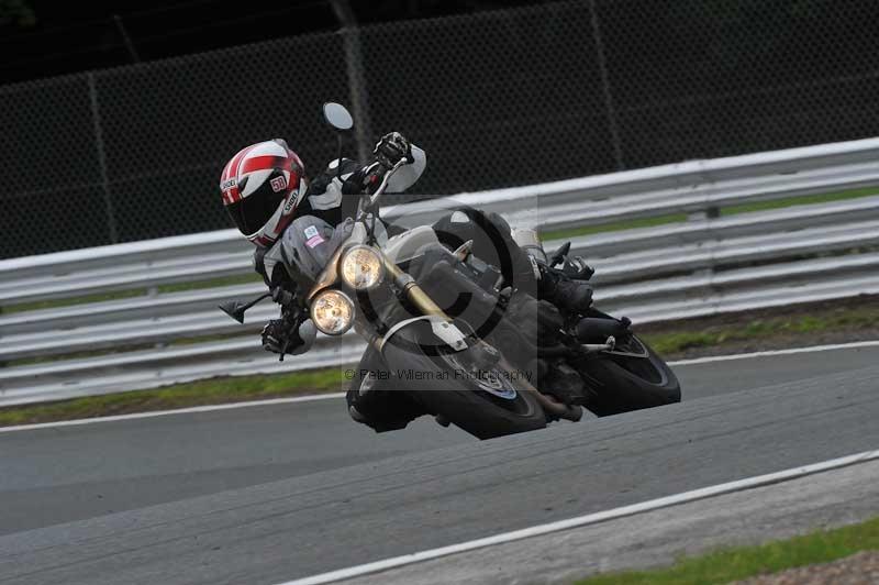 Motorcycle action photographs;Trackday digital images;event digital images;eventdigitalimages;no limits trackday;oulton park;oulton park circuit cheshire;oulton park photographs;peter wileman photography;trackday;trackday photos