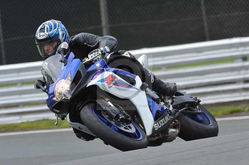 Motorcycle action photographs;Trackday digital images;event digital images;eventdigitalimages;no limits trackday;oulton park;oulton park circuit cheshire;oulton park photographs;peter wileman photography;trackday;trackday photos