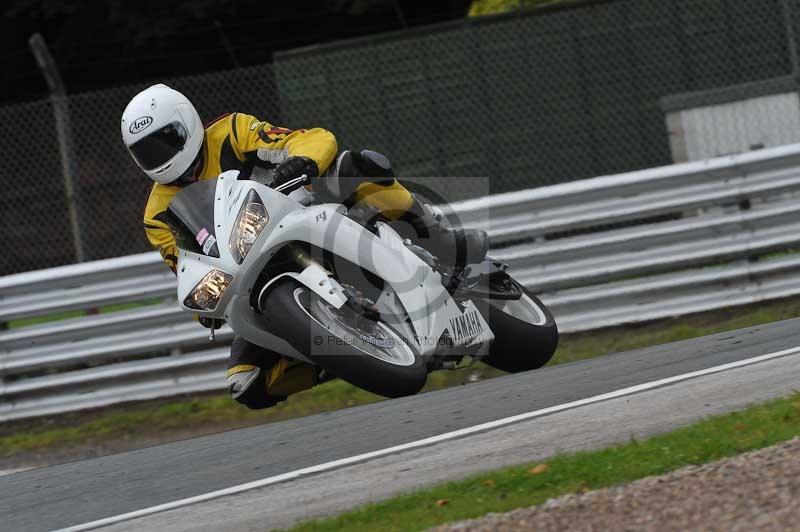 Motorcycle action photographs;Trackday digital images;event digital images;eventdigitalimages;no limits trackday;oulton park;oulton park circuit cheshire;oulton park photographs;peter wileman photography;trackday;trackday photos