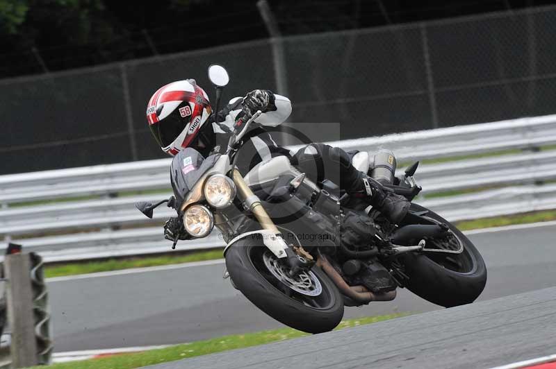 Motorcycle action photographs;Trackday digital images;event digital images;eventdigitalimages;no limits trackday;oulton park;oulton park circuit cheshire;oulton park photographs;peter wileman photography;trackday;trackday photos