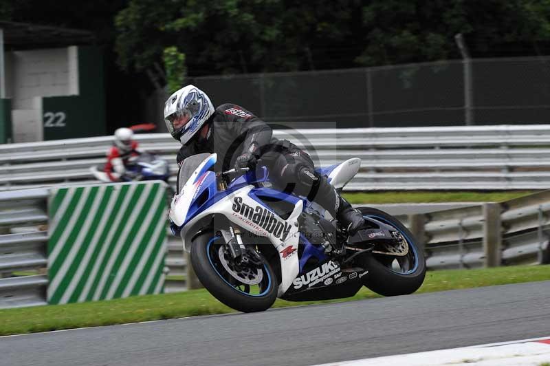 Motorcycle action photographs;Trackday digital images;event digital images;eventdigitalimages;no limits trackday;oulton park;oulton park circuit cheshire;oulton park photographs;peter wileman photography;trackday;trackday photos