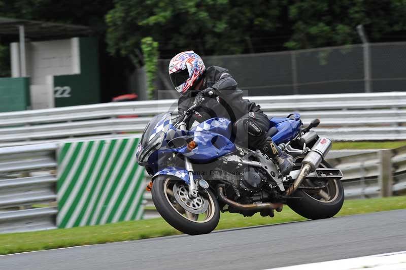 Motorcycle action photographs;Trackday digital images;event digital images;eventdigitalimages;no limits trackday;oulton park;oulton park circuit cheshire;oulton park photographs;peter wileman photography;trackday;trackday photos